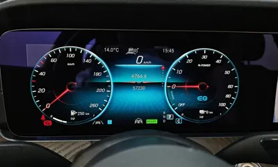 Mercedes-Benz E-Class 2021, 57230 км, за 26632.8 USD - фото 8