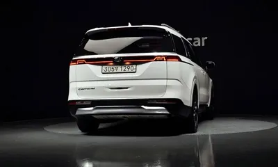 Kia Canival 2021, 90606 км, за 19205.28 USD