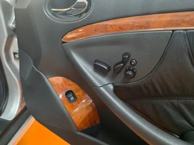Mercedes-Benz CLK-Class 2002, 107000 км, за 4095.43 USD - фото 14