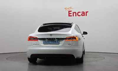 Tesla Model S 2017, 106820 км, за 23730.85 USD