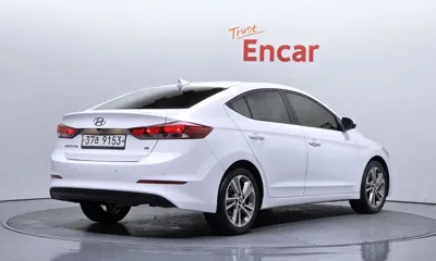 Hyundai Avante 2018, 113424 км, за 6564.26 USD