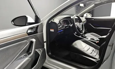 Volkswagen Jetta 2020, 36339 км, за 13719.31 USD - фото 10