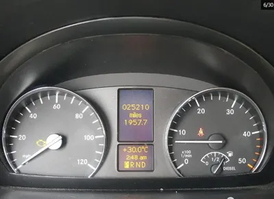 Mercedes-Benz Sprinter 2012, 40234 км, за 35830.64 USD - фото 8