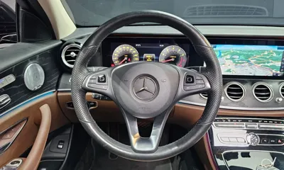 Mercedes-Benz E-Class 2018, 96516 км, за 13784.95 USD - фото 12