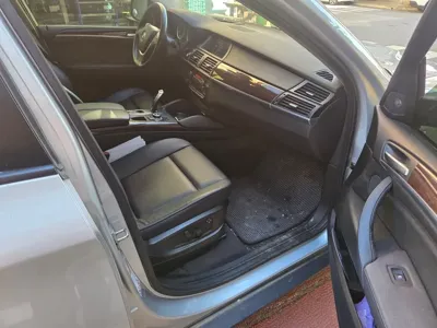 BMW X6 2010, 160000 км, за 5529.54 USD