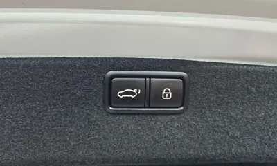 Hyundai Genesis 2015, 141634 км, за 10097.73 USD - фото 18