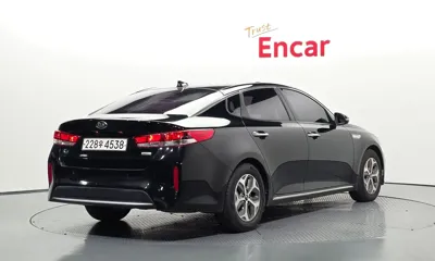 Kia K5 2019, 133094 км, за 8060.84 USD