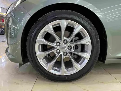 Cadillac CT5 2022, 48000 км, за 18592.45 USD