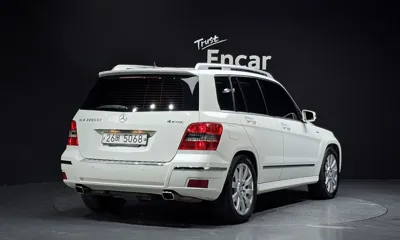 Mercedes-Benz GLK-Class 2012, 153900 км, за 5913.44 USD