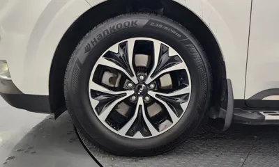 Kia Canival 2023, 100085 км, за 13921.43 USD