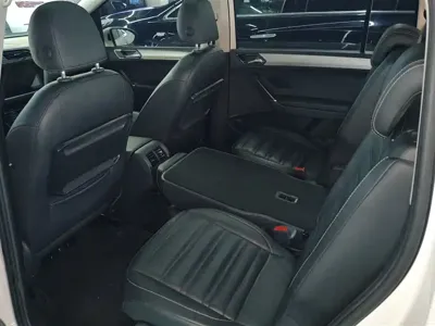 Volkswagen Touran 2017, 108300 км, за 9387.69 USD - фото 11
