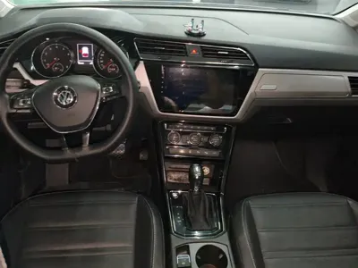 Volkswagen Touran 2017, 108300 км, за 9387.69 USD - фото 12