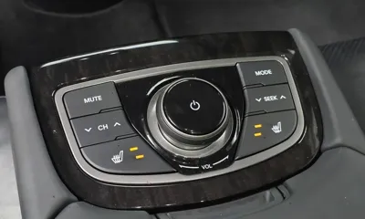 Hyundai Grandeur 2014, 116102 км, за 3452.77 USD - фото 20