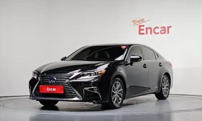 Lexus ES · 2018 год