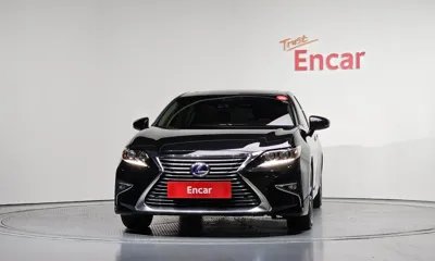 Lexus ES 2018, 175617 км, за 16286.65 USD