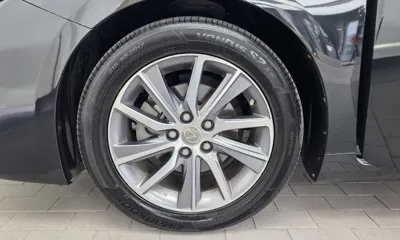 Lexus ES 2018, 175617 км, за 16286.65 USD