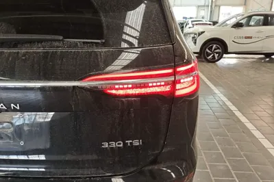 Volkswagen Viloran 2022, 50200 км, за 20222 USD - фото 9