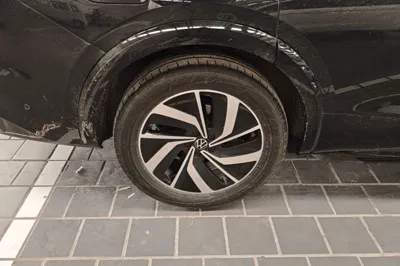 Volkswagen Viloran 2022, 50200 км, за 20222 USD - фото 11