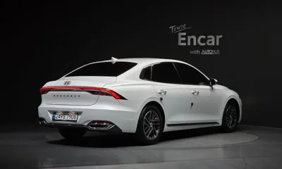 Hyundai Grandeur 2020, 20479 км, за 14469.77 USD