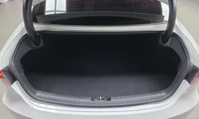 Hyundai Grandeur 2020, 20479 км, за 14375.74 USD - фото 20