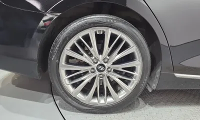 Hyundai Grandeur 2018, 159231 км, за 8788.28 USD
