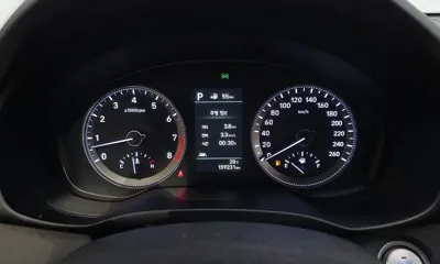 Hyundai Grandeur 2018, 159231 км, за 8788.28 USD - фото 8