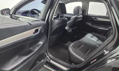 Hyundai Grandeur 2018, 159231 км, за 8788.28 USD - фото 12