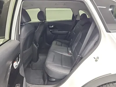 Kia Niro 2021, 12100 км, за 14116.59 USD - фото 12