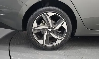 Hyundai Avante 2023, 50687 км, за 12295.09 USD