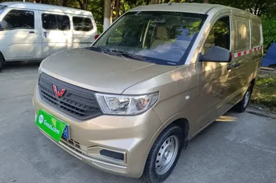 Wuling Hongguang V · 2022 год