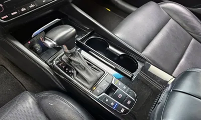 Kia K7 2017, 252229 км, за 5156.01 USD - фото 9