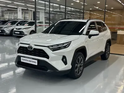 Toyota RAV4 · 2025 год