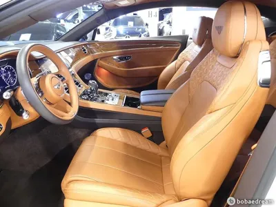 Bentley Continental 2022, 18000 км, за 135447.62 USD - фото 7
