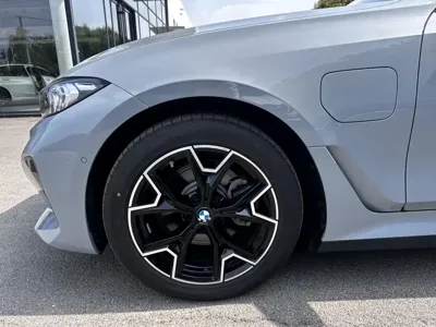 BMW i3 0, 300 км, за 27221.37 USD