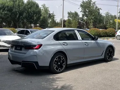 BMW i3 0, 300 км, за 27221.37 USD