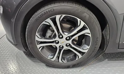 ChevroletGMDaewoo Bolt EV 2019, 98266 км, за 10679.16 USD