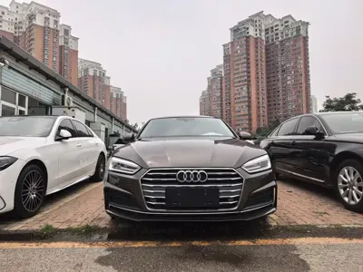 Audi A5 (Import) 2018, 92000 км, за 15891.39 USD