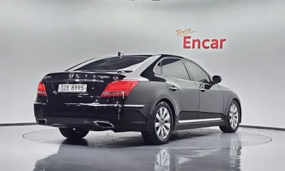 Hyundai Equus 2012, 116969 км, за 4266.77 USD