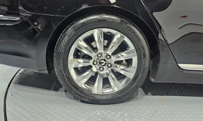 Hyundai Equus 2012, 116969 км, за 4266.77 USD