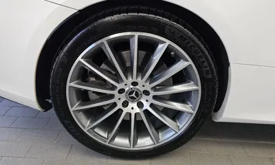 Mercedes-Benz E-Class 2023, 58993 км, за 43849.28 USD