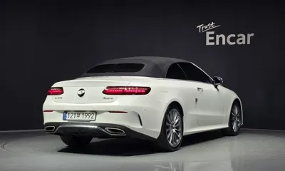 Mercedes-Benz E-Class 2023, 58993 км, за 43849.28 USD - фото 32