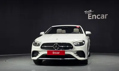 Mercedes-Benz E-Class 2023, 58993 км, за 43849.28 USD - фото 35