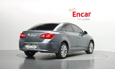 ChevroletGMDaewoo Cruze 2015, 118051 км, за 2450.33 USD