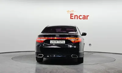 Hyundai Grandeur 2016, 324829 км, за 2847.68 USD