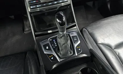 Hyundai Grandeur 2016, 324829 км, за 2847.68 USD - фото 9