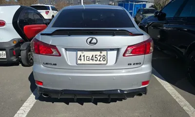 Lexus IS · 2011 год