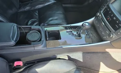 Lexus IS 2011, 161000 км, за 3818.03 USD - фото 12