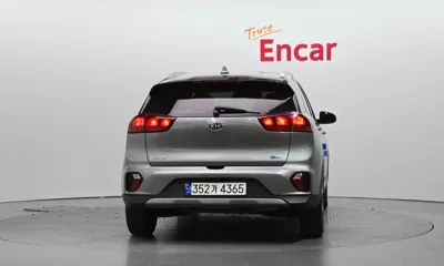 Kia Niro 2020, 82169 км, за 11093.61 USD