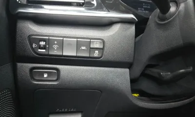 Kia Niro 2020, 82169 км, за 11093.61 USD - фото 16
