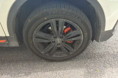 Geely Auto Emgrand X7 Sport 2022, 74100 км, за 9477 USD